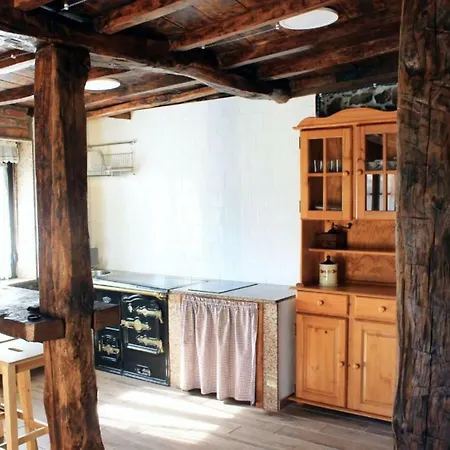 منزل ريفي Casa De Aldea En El Centro De Asturias *