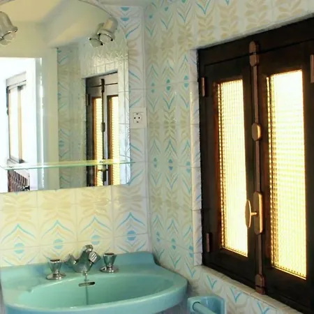 Casa De Aldea En El Centro De Asturias